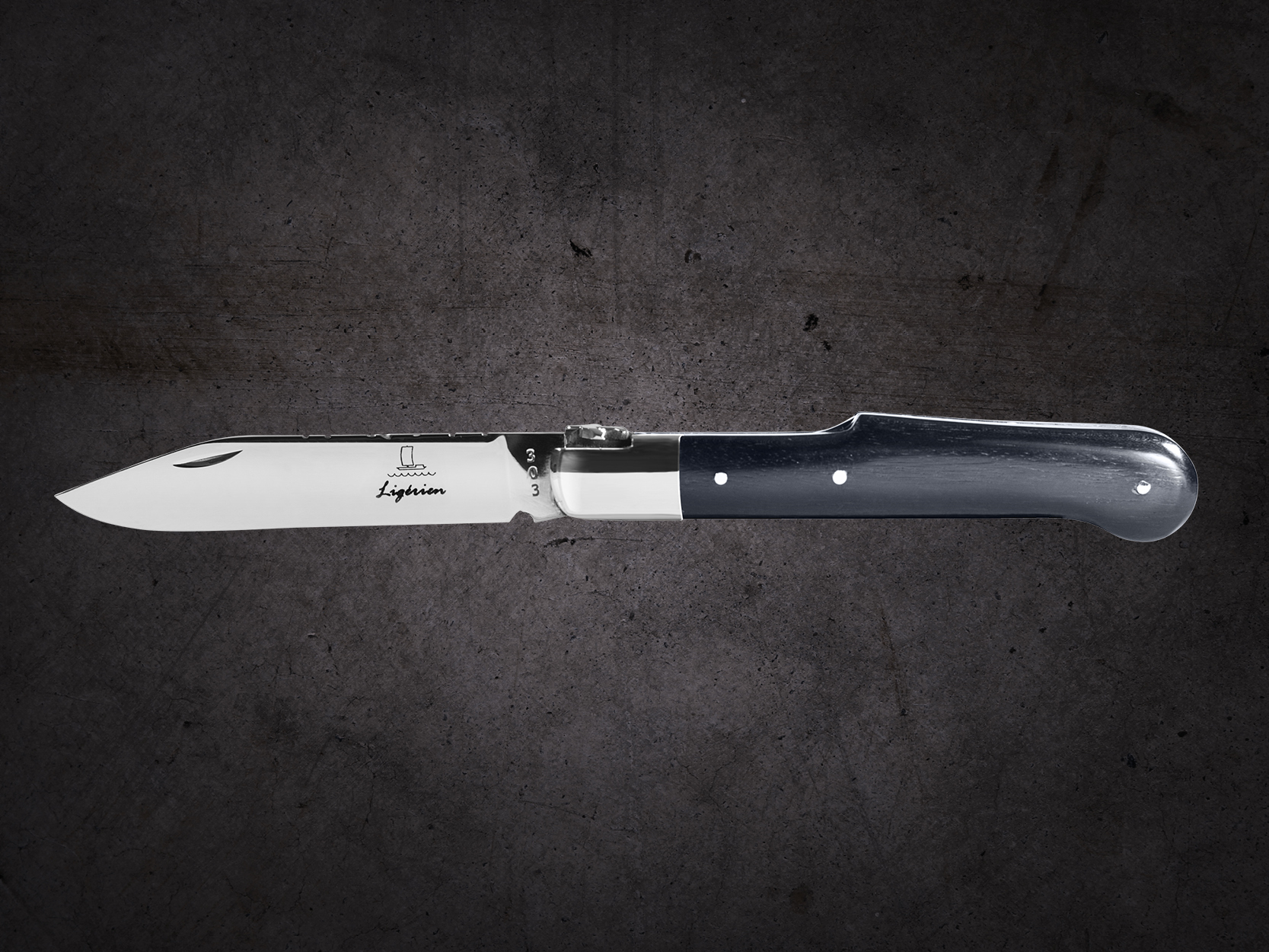 COUTEAU-LIGERIEN-EBENE11