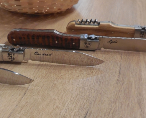 Lames personnalisées couteaux de poche